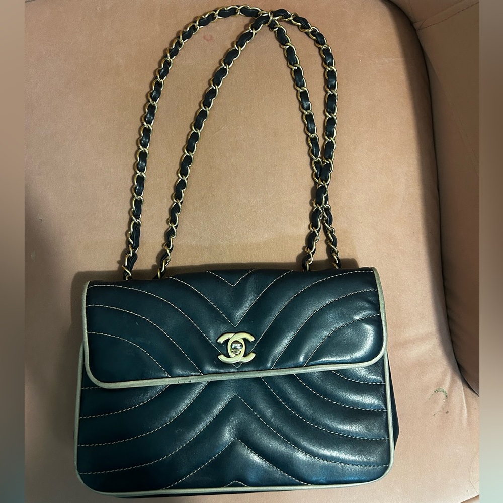 Chanel classic flap